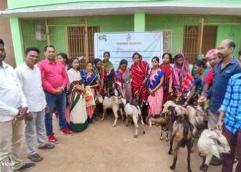 ବ୍ଲକର ଵିଭିନ୍ନ ଗ୍ରାମର ସ୍ୱୟଂ ସହାୟୀକା ଗୋଷ୍ଠୀର ସଦସ୍ୟାଙ୍କୁ ବୋଦା ପ୍ରଦାନ