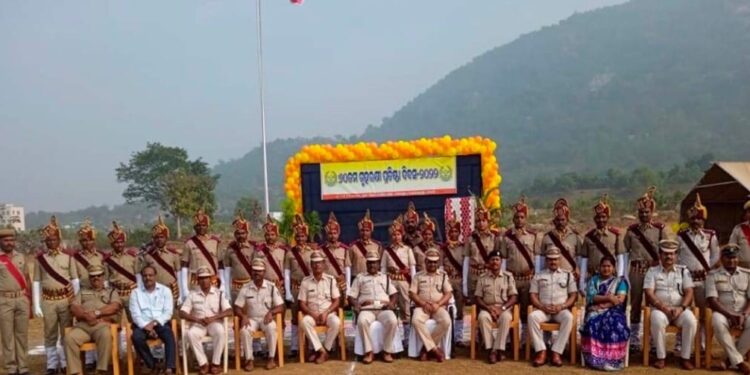 ପାରଳାଖେମୁଣ୍ଡି ବେତାଗୁଡ଼ା ସ୍ଥିତ ରିଜର୍ଭ ପୋଲିସ ପଡିଆ ଠାରେ ୬୦ତମଗୃହରକ୍ଷୀ ପ୍ରତିଷ୍ଠା ଦିବସ ପାଳିତ