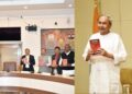 ମୁଖ୍ୟମନ୍ତ୍ରୀଙ୍କ ଦ୍ବାରା ‘ଭାଷା ଆଇନ’ ପୁସ୍ତକ ଉନ୍ମୋଚିତ ଭାଷା ଗୋଟିଏ ଜାତିର ଶ୍ରେଷ୍ଠ ସଂପଦ – ମୁଖ୍ୟମନ୍ତ୍ରୀ