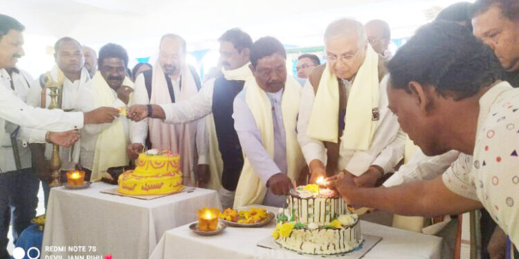 ବିଶ୍ୱ ସଂଖ୍ୟାଲଘୁ ଦିବସ ଅବସରରେ ମୋହନାରେ ପ୍ରି-କ୍ରିସମାସ ଆଡମ୍ବର ସହ ପାଳନ