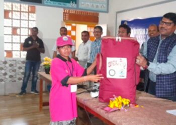 ରାୟଗଡ଼ ବ୍ଲକ କଇଁପୁର ସ୍ଥିତ ଗ୍ରମବିକାଶର ମହେନ୍ଦ୍ର ତନେୟା ଆଶ୍ରମ ବିଦ୍ୟାଳୟ ଠାରେ ୧୨ ଦିନିଆ ଆପଦ ମିତ୍ର ତାଲିମ କାର୍ଯ୍ୟକ୍ରମ ଅନୁଷ୍ଠିତ