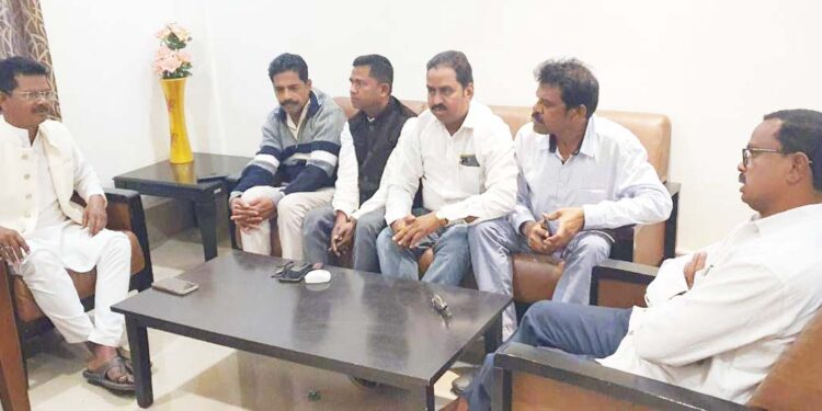 ପୁରୀ ଜିଲ୍ଲା ରେ ହେବାକୁ ଥିବା ବିଜୁ ଜନତା ଦଳର ପ୍ରତିଷ୍ଠା ଦିବସ ପାଳନ ଗସ୍ତକୁ ନେଇ ବୈଠକ ଅନୁଷ୍ଠିତ