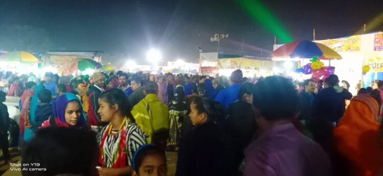 ରାଜସୁନାଖଳା ମହୋତ୍ସବର ଉଦଯାପିତ : ଇରା ମହାନ୍ତିଙ୍କ ସଂଗୀତରେ ଝୁମିଲେ ଦର୍ଶକ