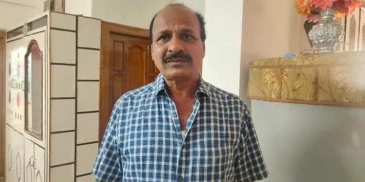 ଆୟ ବହିର୍ଭୁତ ସମ୍ପତ୍ତି ଠୁଳ ଅଭିଯୋଗରେ ଛେଳିଗଡ଼ ଜଳ ସେଚନ ପ୍ରକଳ୍ପ ସହକାରୀ ଯନ୍ତ୍ରୀଙ୍କ ବାସଭବନରେ ଭିଜିଲାନ୍ସ ଚଢ଼ାଉ