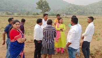 ଓଡିଶା ସୀମାରେ ଆନ୍ଧ୍ରା ଚାଷୀଙ୍କୁ ଅଟକାଇଲେ ଜିଲ୍ଲାପରିଷଦ ଅଧ୍ଯକ୍ଷା