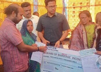 ଖୁଣ୍ଟସମଲାଇ ରେ ଜିଲ୍ଲାପାଳ ଓ ଆରକ୍ଷୀଅଧିକ୍ଷକ ଙ୍କ ଯୁଗ୍ମ ଜନ ଶୁଣାଣୀ ଶିବିର