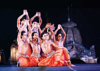 ଓଡ଼ିଶୀ ନୃତ୍ୟ ମହାକୁମ୍ଭରେ ମୁକ୍ତେଶ୍ୱର ନୃତ୍ୟ ଉତ୍ସବ ଆରମ୍ଭ