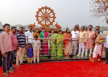 ବାଲୁଗାଁ ଚିଲିକା କୂଳରେ ଉଦଘାଟନ ହେଲା ସେଲଫି ପଏଣ୍ଟ