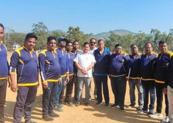 ବ୍ଲକ୍ ପ୍ରଶାସନ କୁ ହରାଇ ଶିକ୍ଷକ ଇଲେଭେନ୍ ଚାମ୍ପିଅନ