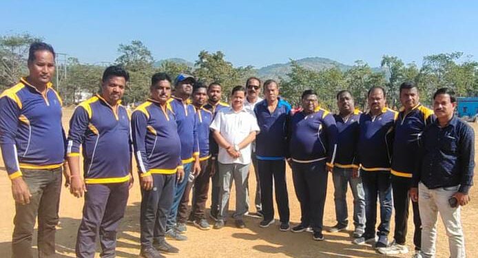 ବ୍ଲକ୍ ପ୍ରଶାସନ କୁ ହରାଇ ଶିକ୍ଷକ ଇଲେଭେନ୍ ଚାମ୍ପିଅନ