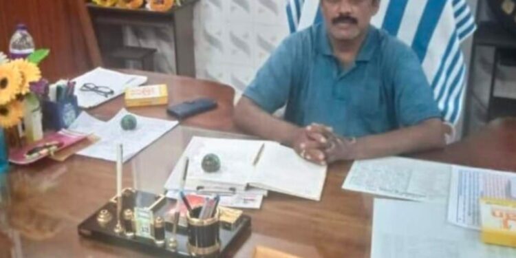 ବରିଷ୍ଠ ପ୍ରାଧ୍ୟାପକ ଡକ୍ଟର ଅଜୟ କୁମାର ତ୍ରିପାଠୀ ଶ୍ରୀ କୃଷ୍ଣଚନ୍ଦ୍ର ଗଜପତି ସ୍ୱୟଂ ଶାସିତ ମହାବିଦ୍ୟାଳୟର ଅଧ୍ୟକ୍ଷ ଭାବେ ନିଯୁକ୍ତ