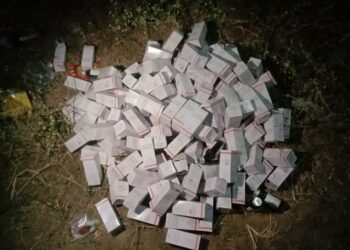 ଓଡ଼ିଶା ସରକାରଙ୍କ ମାଗଣା ଔଷଧ ଗଛମୂଳରେ, ସନ୍ଧ୍ୟାରେ ଫୋପାଡି ରାତିରେ ପୁଣି ଅନ୍ୟତ୍ର