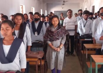 ଶହୀଦ ଦିବସ ଅବସରରେ ସମବେତ ନୀରବ ପ୍ରାର୍ଥନା