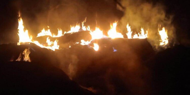 ବୈପାରିଗୁଡାର ପୁଥକ ପୁଥକ ସ୍ଥାନରେ ଭୟାବହ ଅଗ୍ନିକାଣ୍ଡ : ଜଳିଗଲା ଧାନଗଦା ଓ ପାଳଗଦା