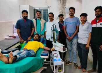 ୯ ବର୍ଷର କୃଷ୍ଣଙ୍କୁ ରକ୍ତ ଯୋଗାଇବାରେ ସହାୟକ ହୋଇଥିଲେ ପୂର୍ବତନ ବିଧାୟକ ମାନସ ମାଡକାମି