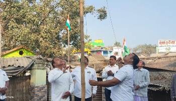 ଇଟାମାଟି ବଜାର ବଣିକ ସଂଘ ତରଫରୁ : ୭୪ ତମ ସାଧାରଣତନ୍ତ୍ର ଦିବସ ପାଳନ