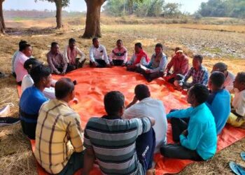 ତୃତୀୟ ରେଲ୍ ୱେ ରାଜପଥ ଲାଇନ୍ ଜମି କ୍ଷତି ଗ୍ରସ୍ତ ଚାଷୀଙ୍କୁ ପ୍ରଶାସନ ମୁହଁ ବଙ୍କାଇଲେ