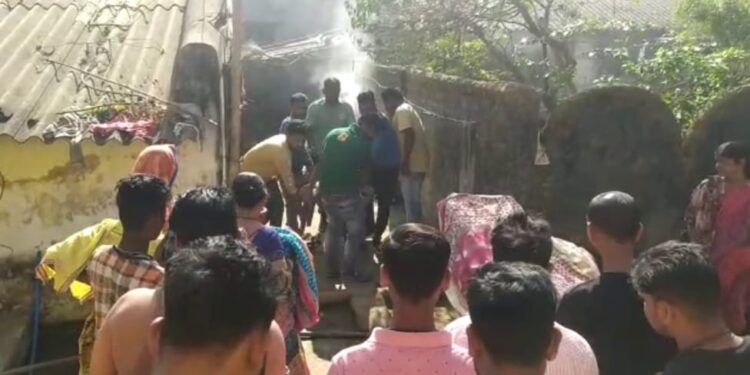 ଯାତ୍ରୀବାହୀ ଓ ହାଇଓ୍ବାବସ ମଧ୍ୟରେ ଧକ୍କା : ୫ ଯାତ୍ରୀ ଗୁରୁତର, ୧୫ରୁ ଉର୍ଦ୍ଧ୍ବ ଆହତ