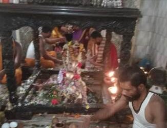 ବୁଦ୍ଧେଶ୍ୱର ମନ୍ଦିର ରେ ସହସ୍ରାଧିକ ଭକ୍ତ ଜାଗର ଜାଳିଲେ