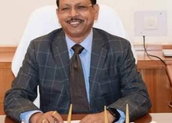 ପ୍ରଦୀପ କୁମାର ଜେନା ପରବର୍ତି ମୁଖ୍ୟ ଶାସନ ସଚିବ ଭୁବନ ରେ ଆନନ୍ଦର ଲହରି