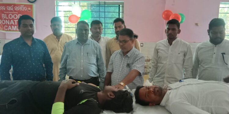 ରକ୍ତଦାନ ଶିବିରରେ ୧୦୦ ୟୁନିଟ୍ ରକ୍ତ ସଂଗୃହୀତ ଏବଂ ସମସ୍ତ ରକ୍ତଦାତା ଜୀବନ ଦାତା ସମ୍ବର୍ଦ୍ଧିତ