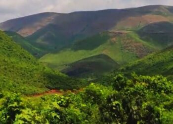 ବକ୍ସାଇଟ୍ ଖନନ ପାଇଁ ପରୀକ୍ଷା କୁ କରାଇ ଦେଲେ ନାହିଁ ଅଞ୍ଚଳ ବାସୀ : ପରିବେଶ ନଷ୍ଟ ଓ ଚାଷ ଜମି ପ୍ରଭାବିତ ହେବା ଆଶଙ୍କା କରି ଫେରାଇ ଦେଲେ