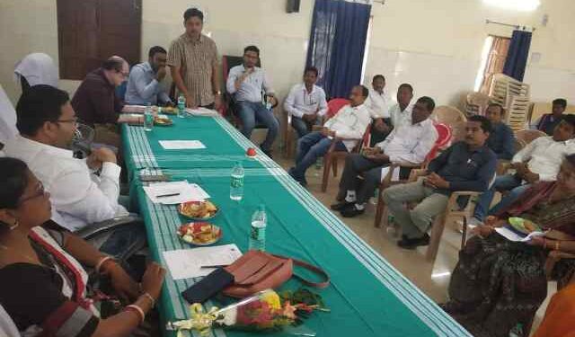 ଘସିଏନ ଗୋଷ୍ଠୀ ସ୍ଵାସ୍ଥ୍ୟ କେନ୍ଦ୍ର ରେ ରୋଗୀ କଲ୍ୟାଣ ସମିତି ର ବାର୍ଷିକ ବୈଠକ : ପରିଷ୍କାର ପରିଚ୍ଛନ୍ନତା ଉପରେ ଗୁରୁତ୍ବ ଦେବାକୁ ନିଷ୍ପତ୍ତି