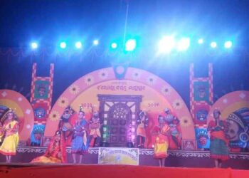 ରାୟଗଡା ଜିଲ୍ଲା : ଗୁଣପୁର ନବମ ଦିବସ ଶେଷ ସନ୍ଦ୍ୟା ବଂଶଧାରା ବସନ୍ତ ମହୋତ୍ସବ ଅନୁଷ୍ଟିତ