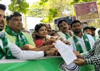 ରାୟଗଡା ବିଜେଡି ପକ୍ଷରୁ ରାଷ୍ଟ୍ରପତି ଙ୍କୁ ସ୍ମାରକପତ୍ର ପ୍ରଦାନ