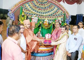 ତିରୁପତି ରାଷ୍ଟ୍ରିୟ ସଂସ୍କୃତ ବିଶ୍ୱବିଦ୍ୟାଳୟର ଶ୍ରୀଜଗନ୍ନାଥ ମନ୍ଦିରରେ ସ୍ୱାମୀ ନାରାୟଣ ଭାଷ୍ୟ ସମର୍ପଣ