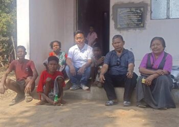 ଦୁବିସହଃ ଜୀବନ ବିତାଉଛନ୍ତି ଚାରି ଯୁବକ