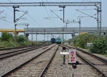 KHURDA ROAD DIVISION ON MISSION MODE TO ELECTRIFY THE ENTIRE RAIL NETWORK & TO BECOME “NET ZERO” CARBON EMISSIONS BY 2030
