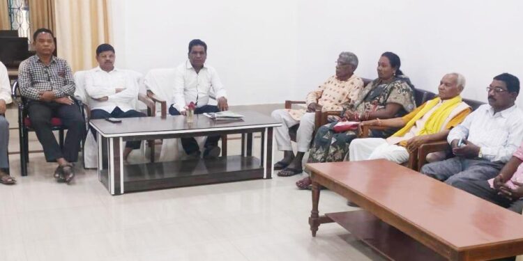 ଜ଼ିଲ୍ଲା ଆଦିବାସୀ କଲ୍ୟାଣ ସଂଘ ର କାର୍ଯ୍ୟକାରିଣୀ ବୈଠକ