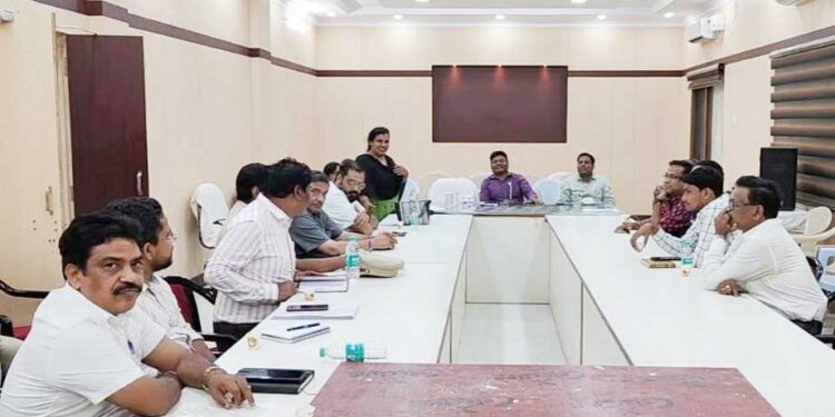 ଜିଲ୍ଲା ପ୍ରତିଷ୍ଠା ଦିବସ ଟାଉନ ହଲ ଠାରେ ପାଳନ କରାଯିବ ବୋଲି ଏକ ପ୍ରସ୍ତୁତି ବୈଠକ