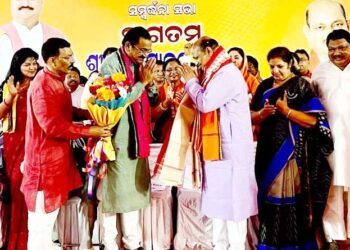ଓଡିଶାବାସୀଙ୍କୁ ଏକ ନିର୍ମଳ, ସ୍ୱଚ୍ଛ ଶାସନ ଦେବା ପାଇଁ ପ୍ରସ୍ତୁତ ବିଜେପି : ମନମୋହନ ସାମଲ