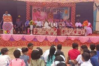 ମୋହନା ସରସ୍ୱତୀ ଶିଶୁ ବିଦ୍ୟା ମନ୍ଦିରର ଅଷ୍ଟାଦଶ ବାର୍ଷିକ ଉତ୍ସବ ଆଡମ୍ବର ସହ ପାଳନ