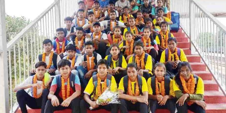ରାଜ୍ୟବିଦ୍ୟାଳୟ ସମୁହ କ୍ରୀଡା ହ୍ୟାଣ୍ଡବଲ୍ ରେ ଯାଜପୁର ବାଳକ ଓ ବାଳିକା ଚାମ୍ପିୟନ – ଛତିଆ