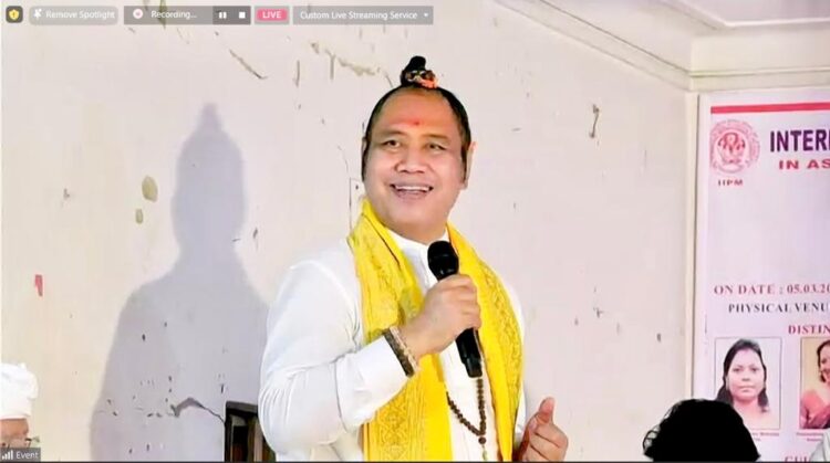 ବିଶ୍ବର ନାରୀନେତ୍ରୀ ମାନଙ୍କର ସମାନ ମାନ୍ୟତା ପାଇଁ ରଣହୁଙ୍କାର