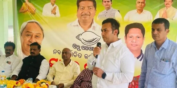 ପାରଳାଖେମୁଣ୍ଡି ଓ ଗୁମ୍ମା ବ୍ଲକ ବିଜେଡି ପକ୍ଷରୁ ଗଜପତି ଜିଲ୍ଲା ବିଜେଡ଼ି ସଭାପତି ଶ୍ରୀ ଜଗବନ୍ଧୁ ଦାସଙ୍କୁ ସମ୍ବର୍ଦ୍ଧନା ଜ୍ଞପନ