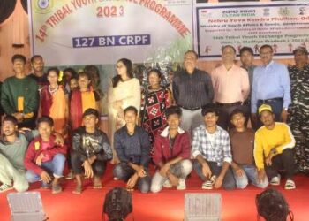 ୧୪ ତମ ଆଦିବାସୀ କାର୍ଯକ୍ରମ ପାଇଁ କନ୍ଧମାଳ ଦଳର ଇନ୍ଦୋର ଅଭିମୁଖେ ଯାତ୍ରା