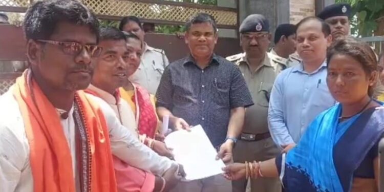 ଶ୍ରମିକ ଆଇନରେ ସଂଶୋଧନ ପାଇଁ ପ୍ରଧାନ ମନ୍ତ୍ରୀଙ୍କ ଉଦ୍ଦେଶ୍ୟରେ ଭାରତୀୟ ମଜଦୂର ସଙ୍ଘର ୪ ଦଫା ଦାବି ପତ୍ର