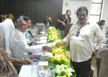 ଗୋଷାଣି ପ୍ରେସ କ୍ଲବ ନିମନ୍ତେ ସ୍ଥାୟୀ କୋଠାଗୃହ ଯୋଗାଇଦେବା ପାଇଁ ବ୍ଲକ ଅଧ୍ୟକ୍ଷଙ୍କୁ ସ୍ମାରକପତ୍ର ପ୍ରଦାନ