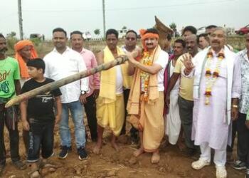 ସୁର ରାଉତରାୟ ଙ୍କ ଅଖିମୁଠି ଅନକୁଳ