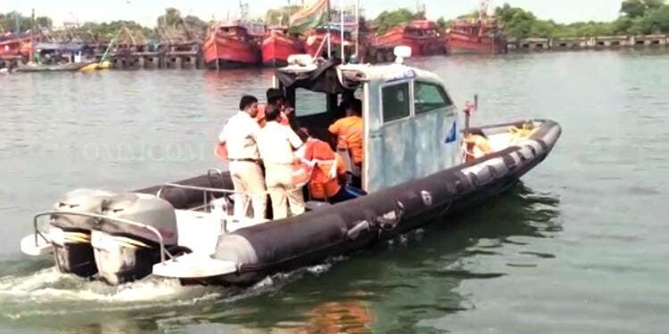 ପାରାଦୀପ ବନ୍ଦରରେ ମିଳିତ ସମରାଭ୍ୟାସ “ସାଗର କବଚ”