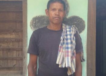 ଦୀର୍ଘ ବର୍ଷ ଧରି ଅଭିଯୋଗ କରିଆସୁଥିଲେ କିନ୍ତୁ ବିଜୁଳି ପାଇପାରି ନ ଥିବା ପରିବାର ଆଜି ଅନ୍ଧକାରରେ ଗତି କରୁଛନ୍ତି