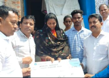 ବେଙ୍ଗାଲୁରୁରେ ମୃତକଙ୍କ ପରିବାରକୁ ସତାୟତା ପ୍ରଦାନ