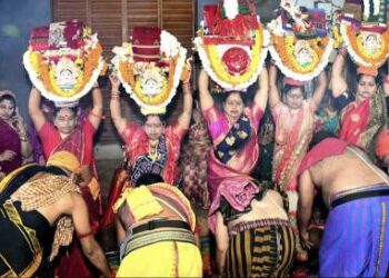 ୧୭ ଦିନରେ ବାଲିଗୁଡାର ଐତିହାସିକ ଠାକୁରାଣୀ ଯାତ୍ରା : ବିରାଟ ପଟୁଆରରେ ସୁନାପାଙ୍ଗା ପରିଭ୍ରମଣ କଲେ