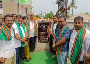ଏକାମ୍ର ରେ ବିଭିନ୍ନ ପ୍ରକଳ୍ପର ଶିଳାନ୍ୟାସ