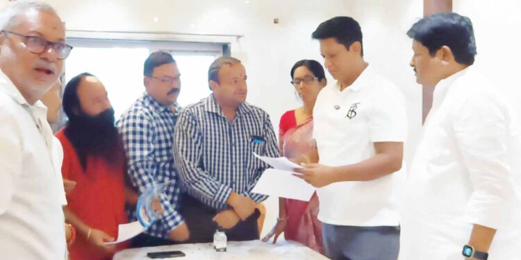 ଦିପାଳୀ ଦାସଙ୍କୁ ଜିତାଇବା ପାଇଁ ଅଘରିଆ ସମ୍ପ୍ରଦାୟ ଲୋକମାନେ ଆଜି ସଂକଳ୍ପ ନେଇଛନ୍ତି