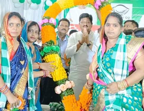 ମାହାଙ୍ଗା ବ୍ଲକ ଅନ୍ତର୍ଗତ କୁସୁପୁର ପଞ୍ଚାୟତ ରେ ବିଜେଡିର ମହାମିଶ୍ରଣ ପର୍ବ